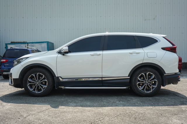 S版1.5、里程11萬多、渦輪增壓、電動尾門、環景、導航、全景天窗、免KEY、盲點、電子後視鏡、整備中  第5張相片