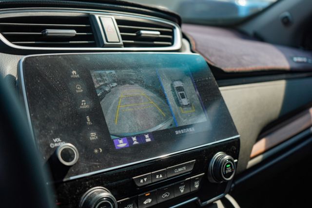 S版1.5、里程11萬多、渦輪增壓、電動尾門、環景、導航、全景天窗、免KEY、盲點、電子後視鏡、整備中  第12張相片