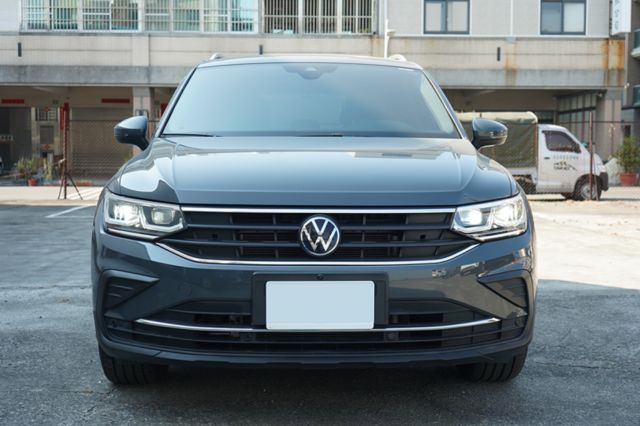 280TSI Elegance版、里程僅跑3萬多、環景、電動尾門、導航、電動座椅、盲點、免KEY、整備中  第2張相片