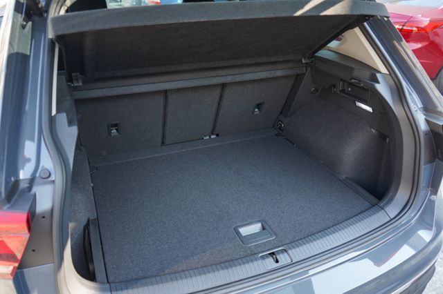 280TSI Elegance版、里程僅跑3萬多、環景、電動尾門、導航、電動座椅、盲點、免KEY、整備中  第10張相片