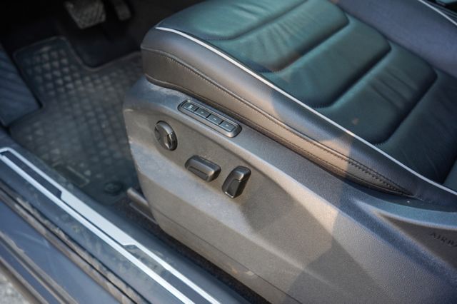 280TSI Elegance版、里程僅跑3萬多、環景、電動尾門、導航、電動座椅、盲點、免KEY、整備中  第11張相片