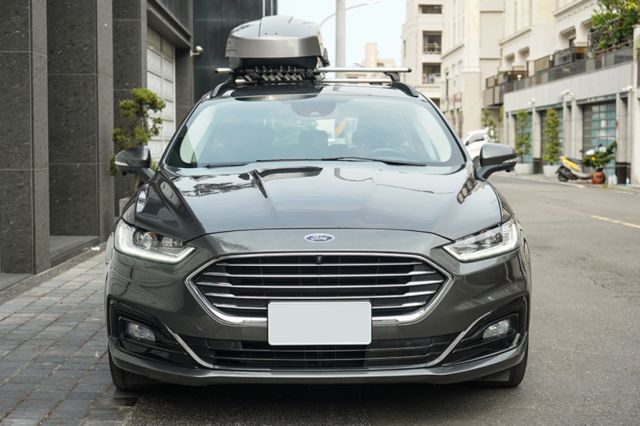 油電混和2.0、環景、導航、雙前電動座椅、免KEY、電熱椅、ACC跟車、定速、盲點  第2張相片