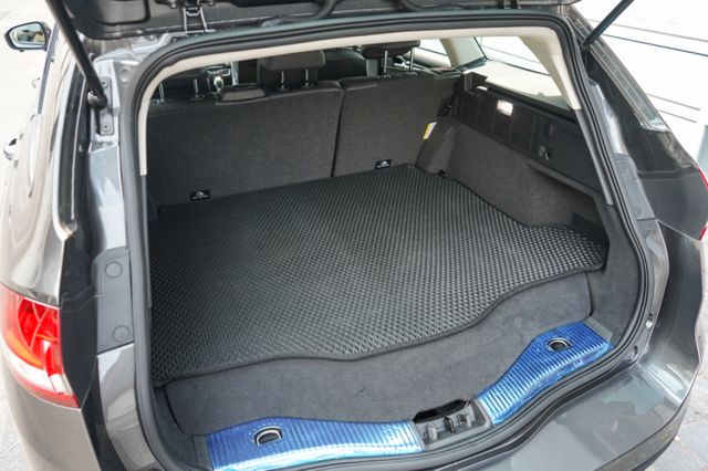 油電混和2.0、環景、導航、雙前電動座椅、免KEY、電熱椅、ACC跟車、定速、盲點  第6張相片