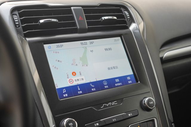 油電混和2.0、環景、導航、雙前電動座椅、免KEY、電熱椅、ACC跟車、定速、盲點  第16張相片