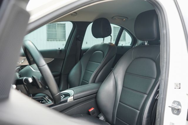 2019年式1.5輕油電、渦輪增壓、里程僅跑9萬多、電動座椅、免KEY、倒車顯影、定速、跟車、整備中  第6張相片