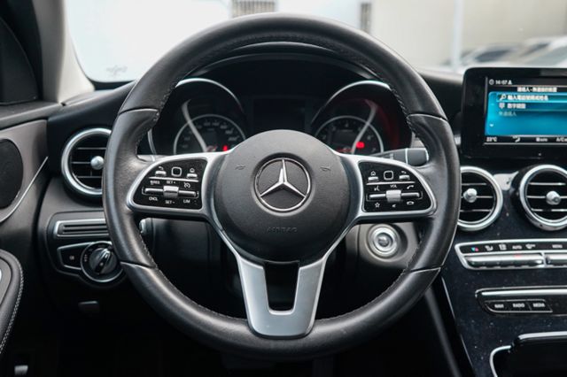 2019年式1.5輕油電、渦輪增壓、里程僅跑9萬多、電動座椅、免KEY、倒車顯影、定速、跟車、整備中  第8張相片