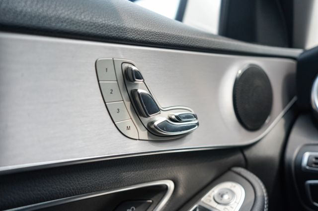 2019年式1.5輕油電、渦輪增壓、里程僅跑9萬多、電動座椅、免KEY、倒車顯影、定速、跟車、整備中  第9張相片