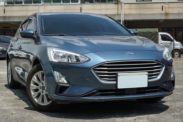 Ti-VCT成真版 1.5、里程僅跑7萬多、倒車顯影、定速、盲點、電子後視鏡、整備中  第1張相片