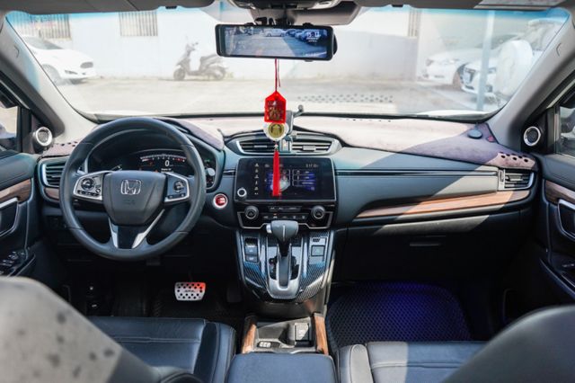 S版1.5、里程僅跑4萬2、渦輪增壓、電動尾門、導航、電動座椅、環景、全景天窗、整備中  第7張相片