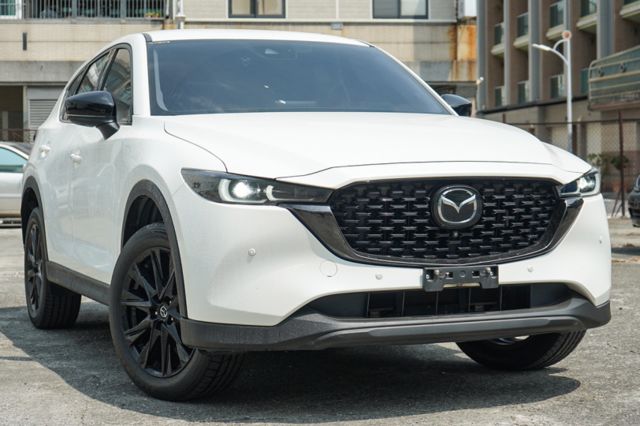 20Select版、里程僅跑6萬9、環景、盲點、電動座椅、免KEY、抬頭顯影、雙區恆溫、摸門  第1張相片