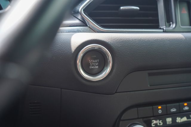 20Select版、里程僅跑6萬9、環景、盲點、電動座椅、免KEY、抬頭顯影、雙區恆溫、摸門  第13張相片