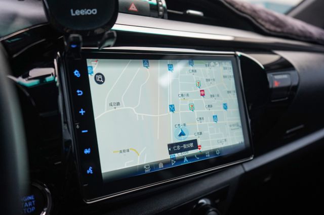 4wd 柴油2.8、里程1萬多、渦輪增壓、雙前通風座椅、環景、導航、電座、跟車、免key、電子後視鏡、整備中  第9張相片