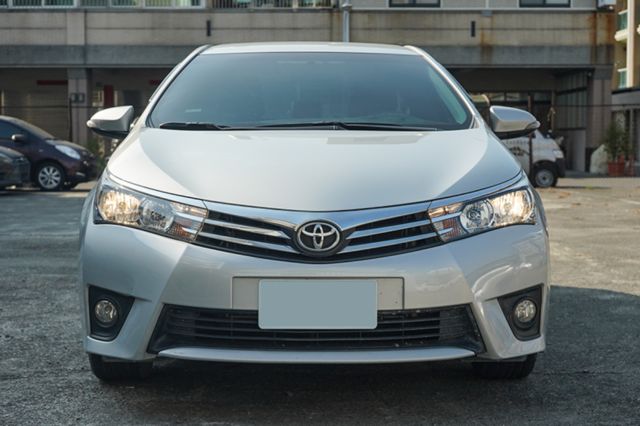 里程僅跑3萬多、定速、恆溫、免key、摸門、國民神車、整備中  第2張相片