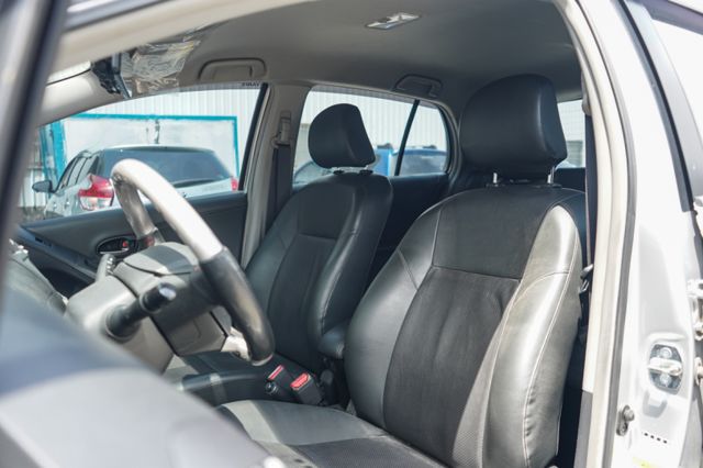 未改款、里程總計16萬多、倒車顯影、電子後視鏡、代步好保養車款、整備中  第6張相片