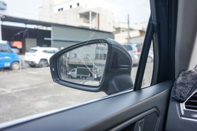 280TSI Elegance版、里程11萬、渦增、電尾、環景、免KEY、電座、盲點、跟車、定速、整備中  第14張相片