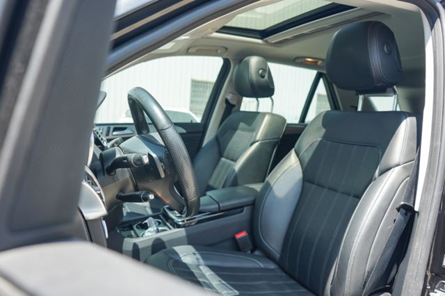 里程7萬多、4WD、跟車系統、電座、環景、電尾、盲點、免key、天窗、整備中  第6張相片