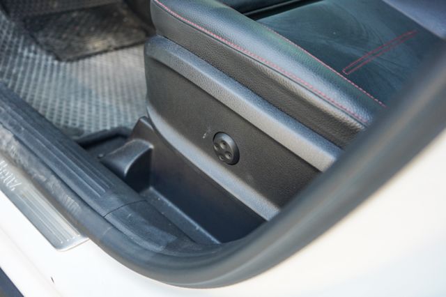 AMG版、總里程11萬、渦輪增壓、電動尾門、倒車顯影、電動座椅、免KEY、盲點、整備中  第12張相片