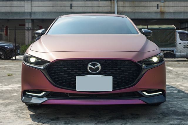 20S P版、白色貼紫色膜、里程僅跑1萬多、環景、電動座椅、ACC跟車、盲點、免KEY、抬顯、藍牙、整備中  第2張相片