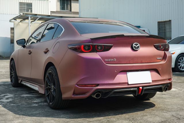 20S P版、白色貼紫色膜、里程僅跑1萬多、環景、電動座椅、ACC跟車、盲點、免KEY、抬顯、藍牙、整備中  第3張相片
