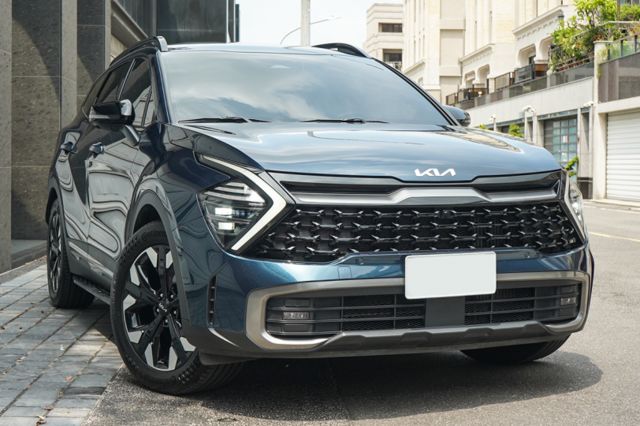 X-Line 4wd、里程僅5萬8、渦輪增壓、電座、雙前通風椅、電尾、環景、跟車、車偏警示、盲點、免key、空力套件  第1張相片