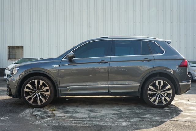 380 TSI、里程7萬多、渦增、4驅、電尾、電座、環景、抬顯、三區恆溫、全景天窗、整備照  第5張相片