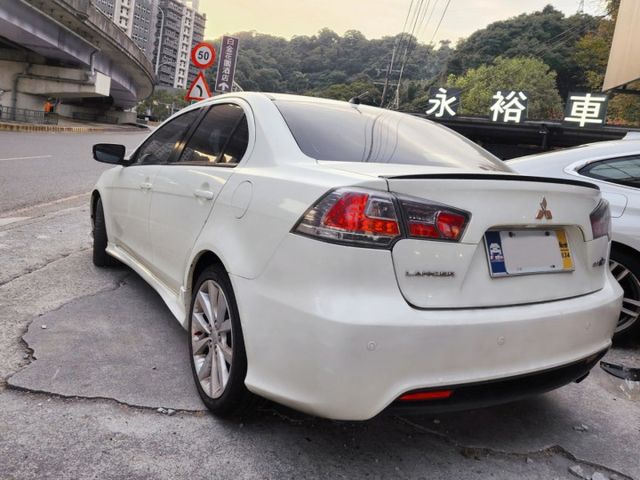 !! 年輕熱門車款 !!【 09年 MITSUBISHI LANCER FORTIS 頂級iO版 】  第2張相片