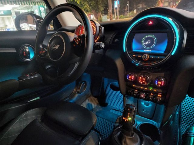 【2018 MINI COOPER 1.5】  第12張相片