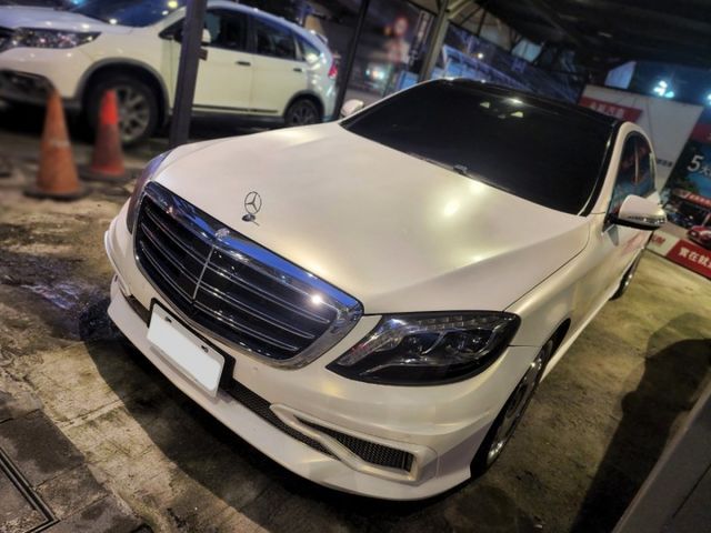 【價格不會讓人失望的S】2015 BENZ S400 LWB 總代理 消光白 德國Carlsson空力套件鋁圈 全景天窗  第1張相片