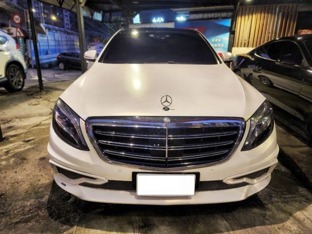 【價格不會讓人失望的S】2015 BENZ S400 LWB 總代理 消光白 德國Carlsson空力套件鋁圈 全景天窗  第2張相片