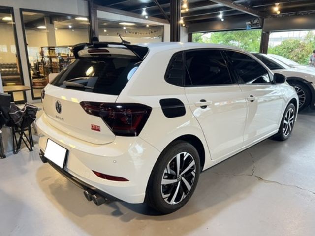 VOLKSWAGEN福斯 POLO  第3張相片