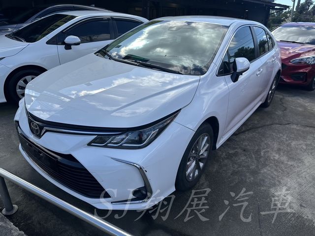 TOYOTA豐田 ALTIS  第1張相片