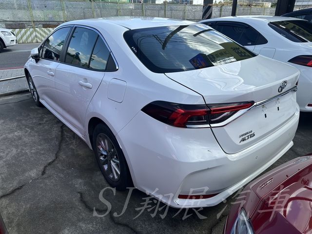 TOYOTA豐田 ALTIS  第4張相片