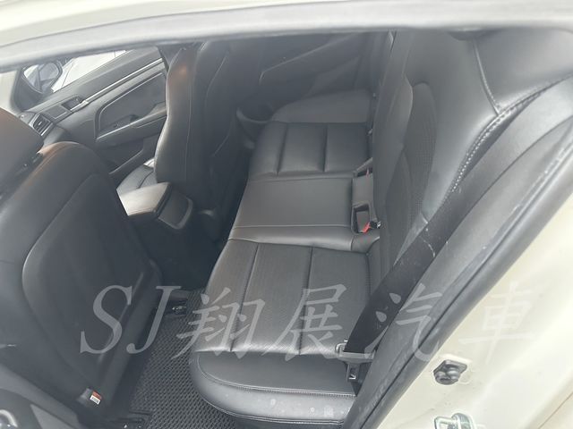 HYUNDAI現代 ELANTRA  第6張相片