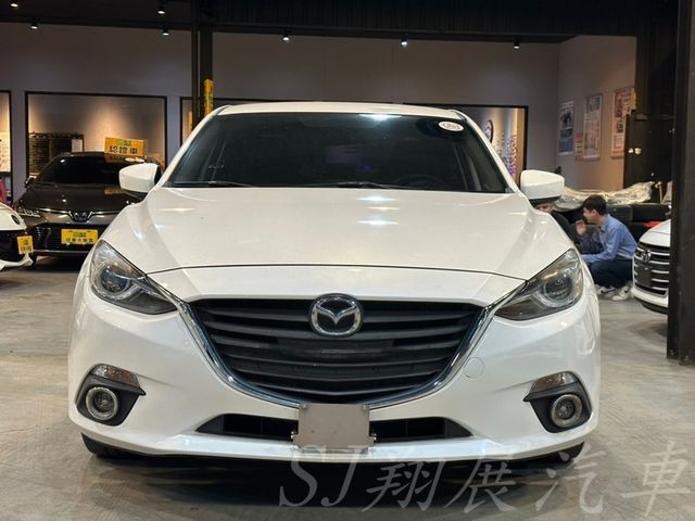 MAZDA馬自達 MAZDA 3  第2張相片