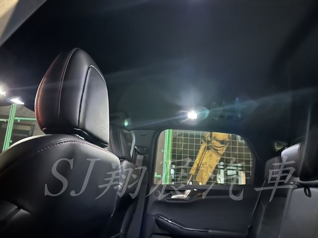 FORD福特 KUGA  第7張相片