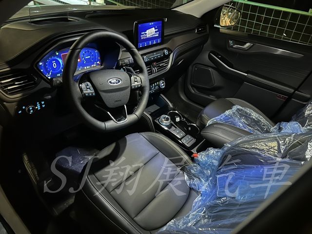 FORD福特 KUGA  第6張相片
