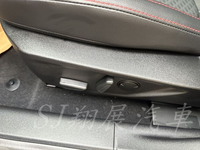 FORD福特 FOCUS  第6張相片