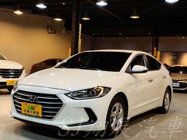 HYUNDAI現代 ELANTRA  第1張相片