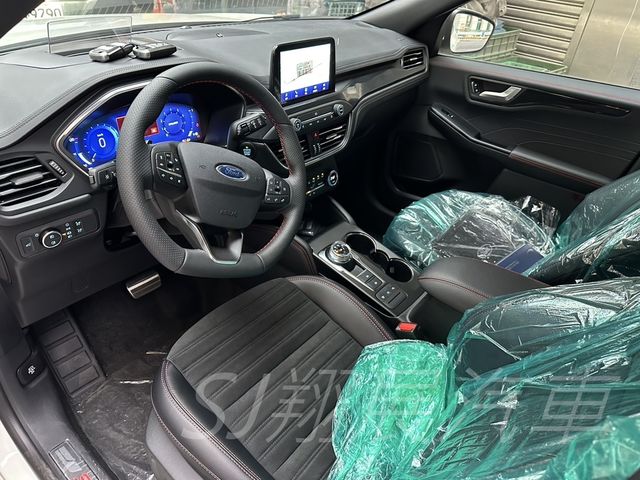 FORD福特 KUGA  第6張相片