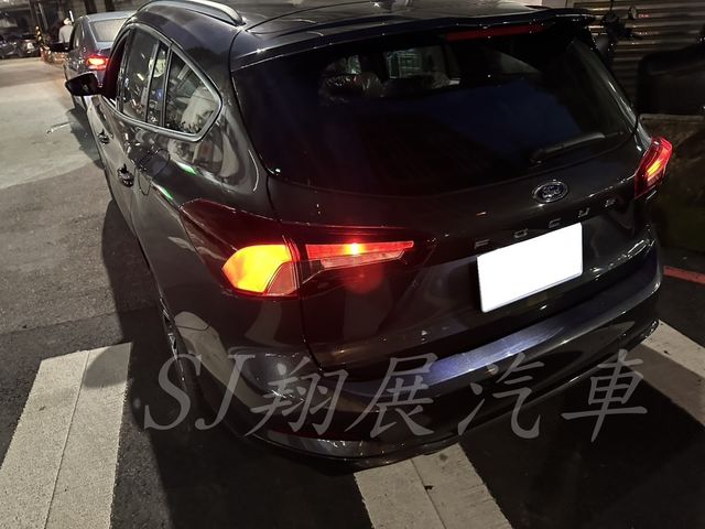 FORD福特 FOCUS WAGON  第4張相片