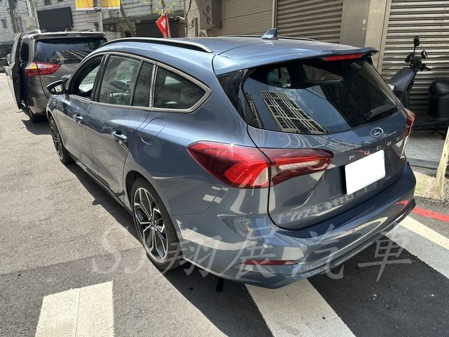 FORD福特 FOCUS WAGON  第3張相片