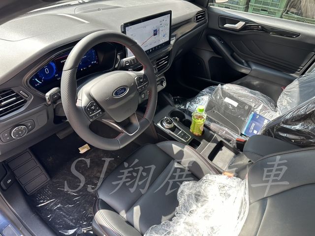 FORD福特 FOCUS WAGON  第5張相片
