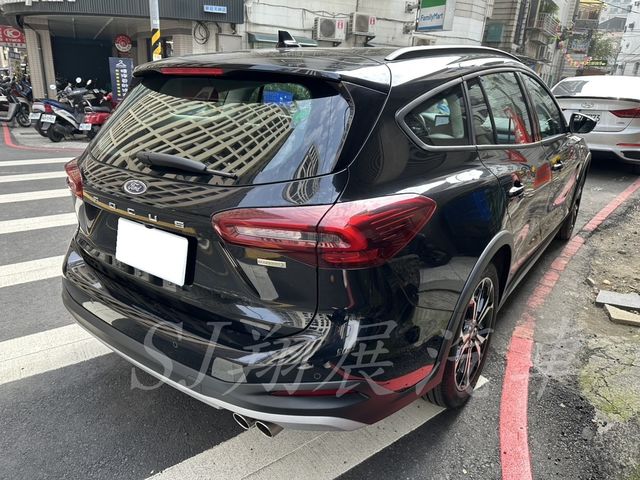 FORD福特 FOCUS WAGON  第4張相片