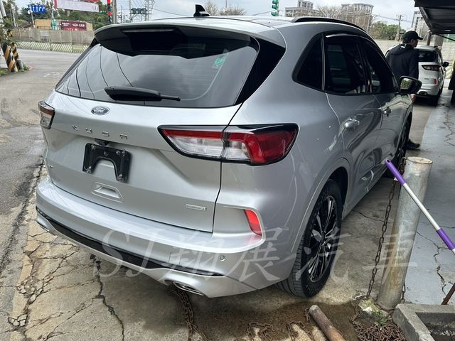 FORD福特 KUGA  第7張相片