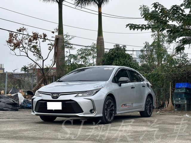 TOYOTA豐田 ALTIS  第1張相片
