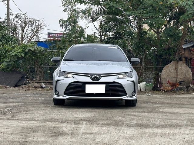 TOYOTA豐田 ALTIS  第3張相片