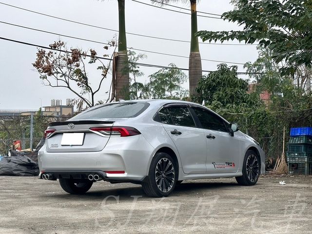 TOYOTA豐田 ALTIS  第7張相片