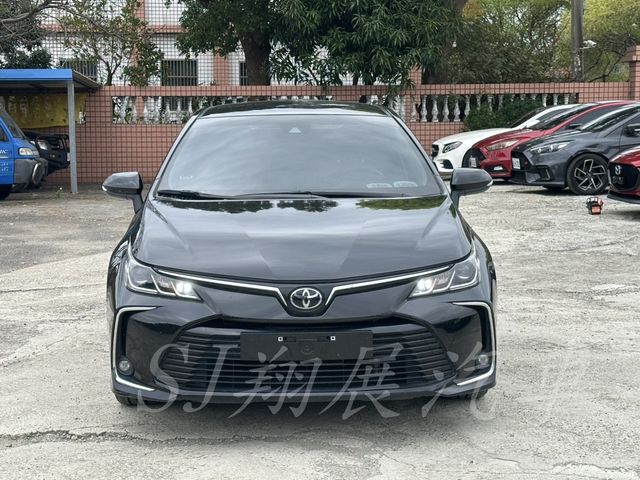 TOYOTA豐田 ALTIS  第3張相片
