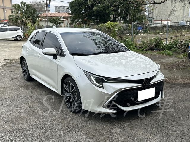 TOYOTA豐田 AURIS  第3張相片