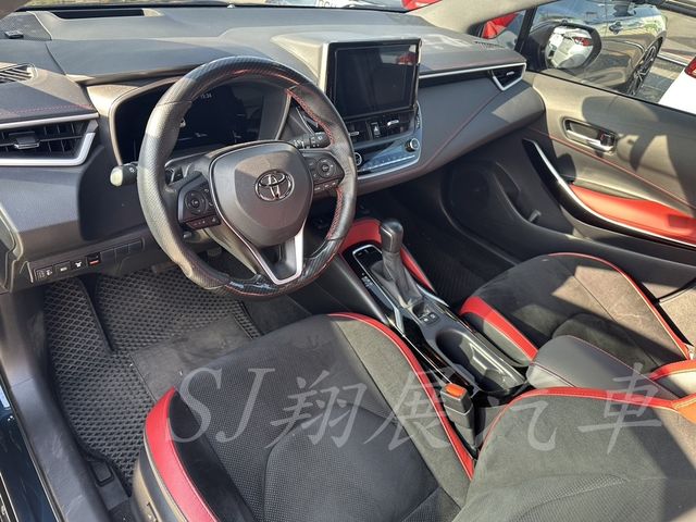 TOYOTA豐田 AURIS  第9張相片